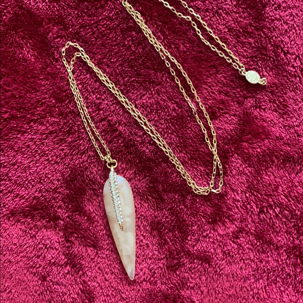 NWOT Vince Camuto Beige gold tone Necklace with Elegant Pendants.